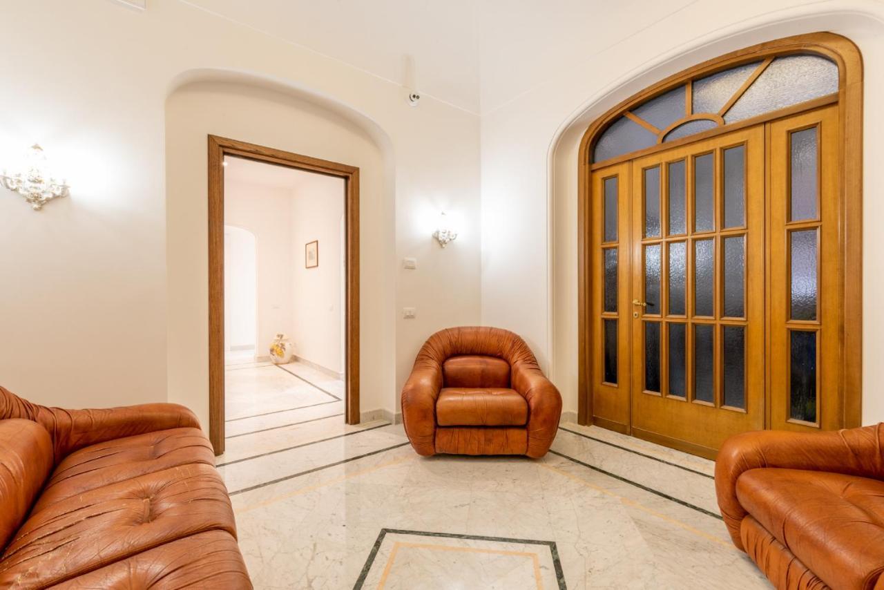 Viminale Apartment Teatro Dell'Opera ローマ エクステリア 写真